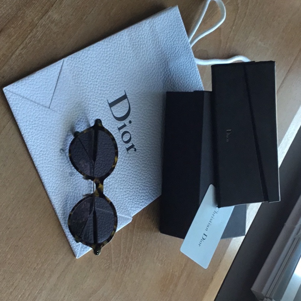 Christian Dior umbrage cat eye sunglasses tortoiseshell acetate